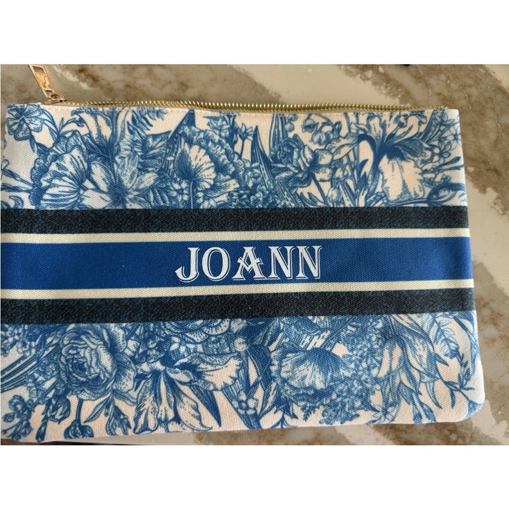 TOILE CANVAS POUCH CLUTCH WITH ZIPPER NAME JOANN NWOT